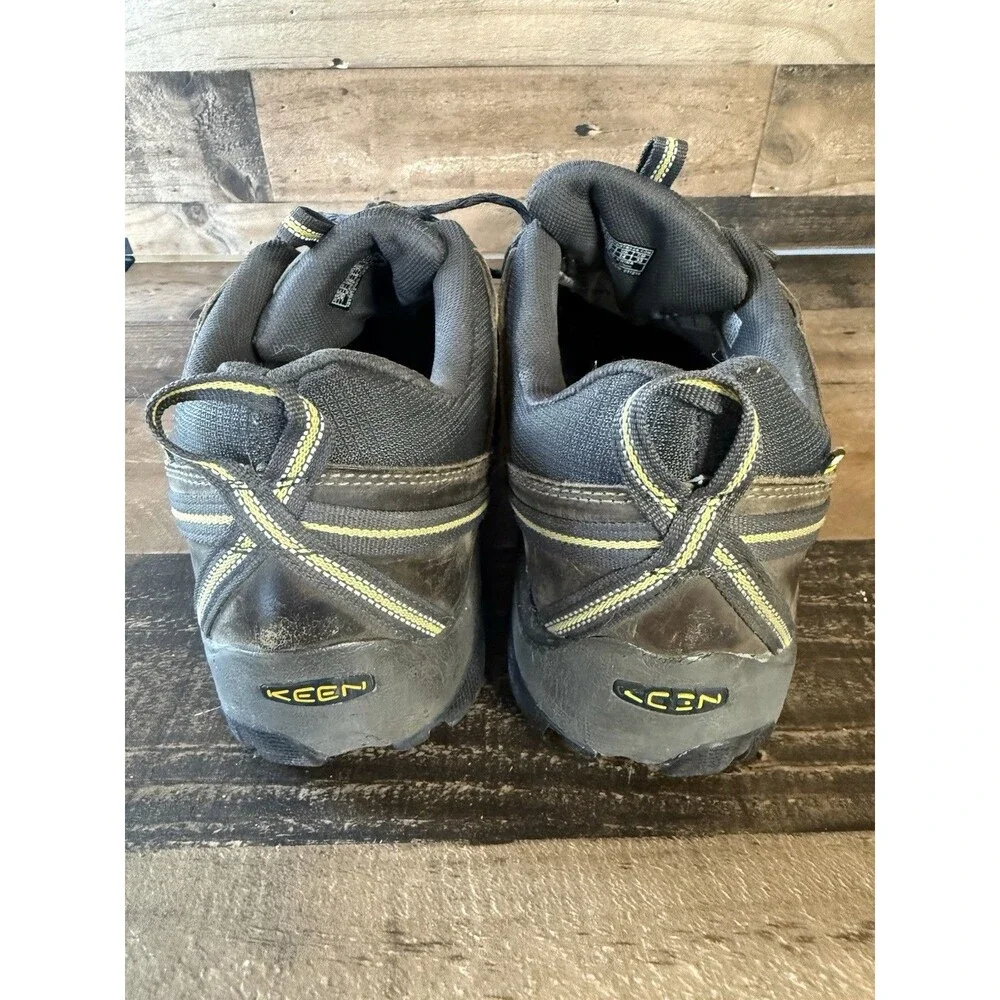 Keen Men’s Size 15 Low Top Hiking Shoes Boots Waterproof Leather